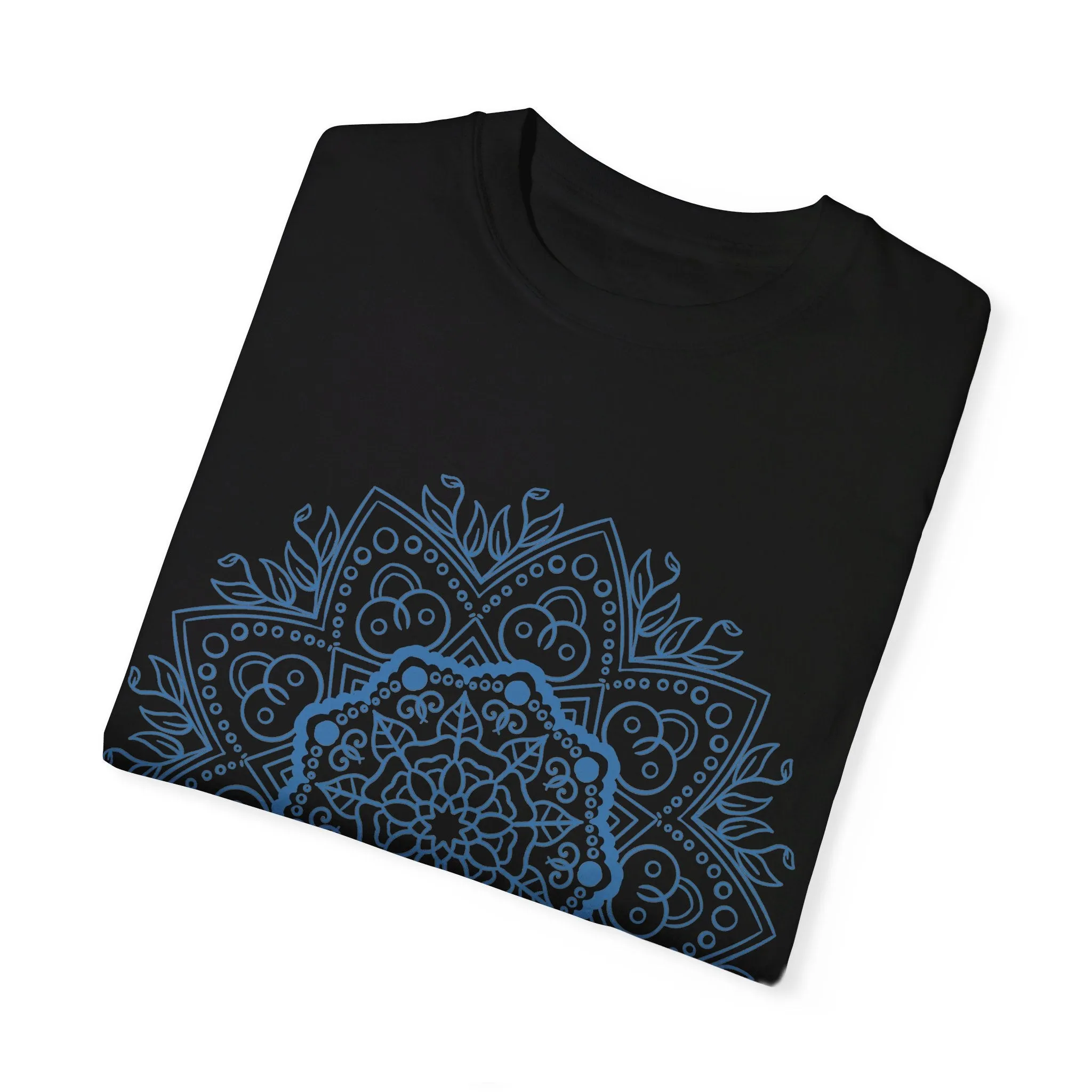 Handmade Mandala Art T-shirt - Unisex Fashion