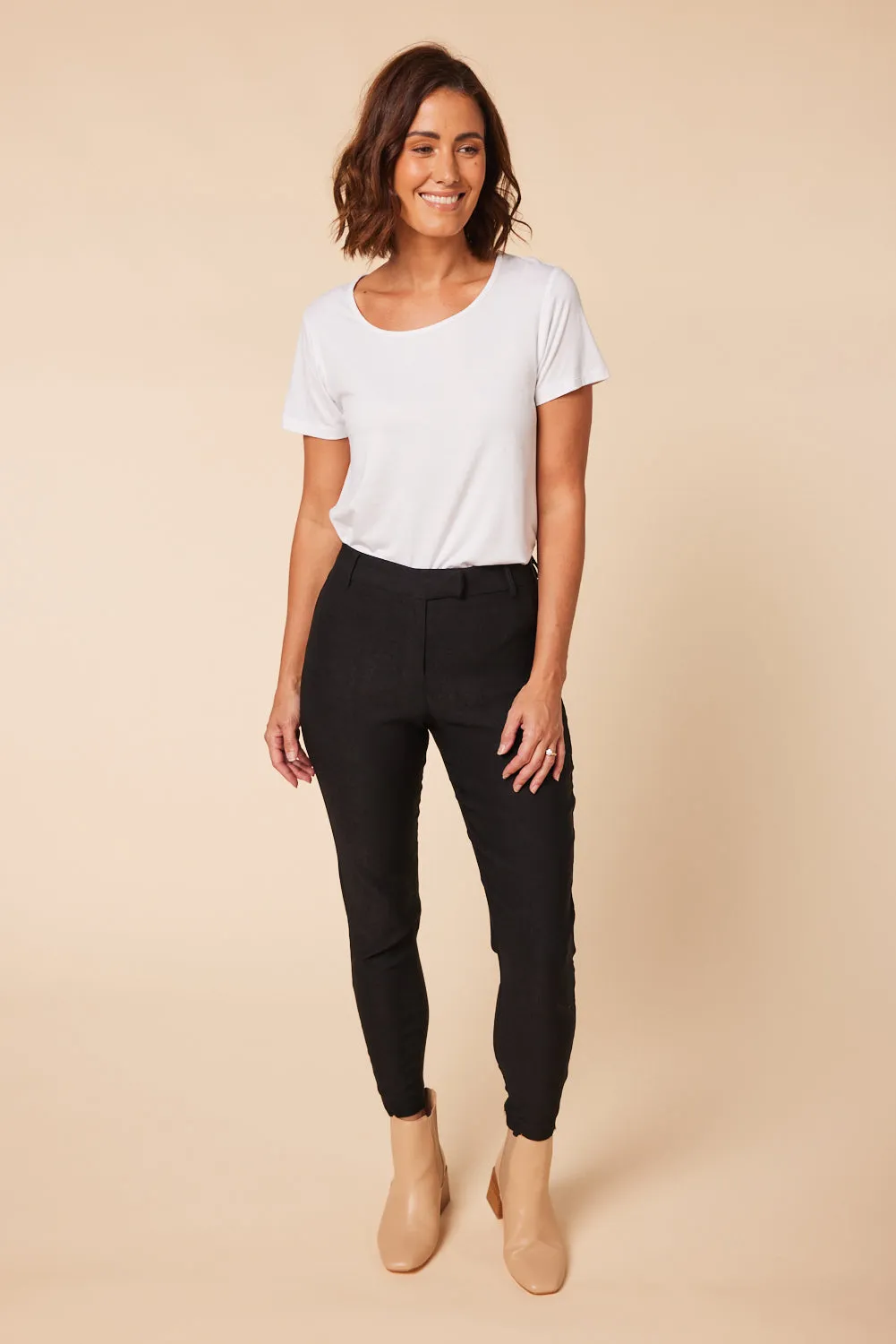 Ponte Pant in Black